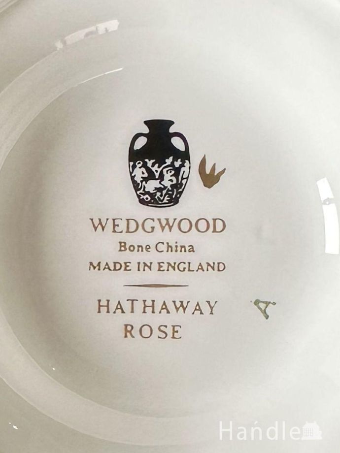 フラワーベースのバックスタンプ