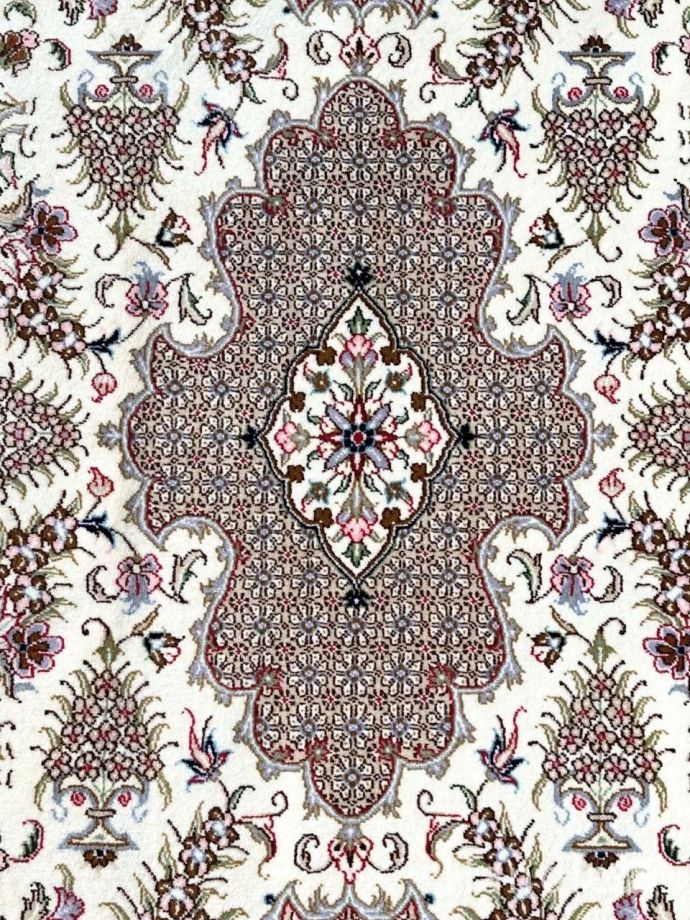 1点もののビンテージ絨毯