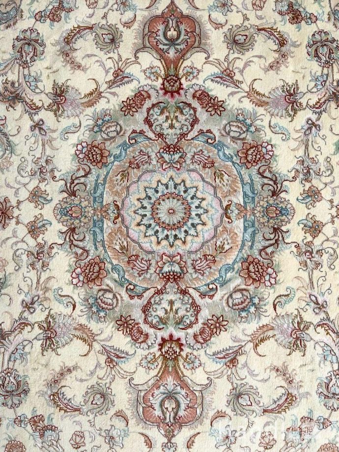 1点もののビンテージ絨毯