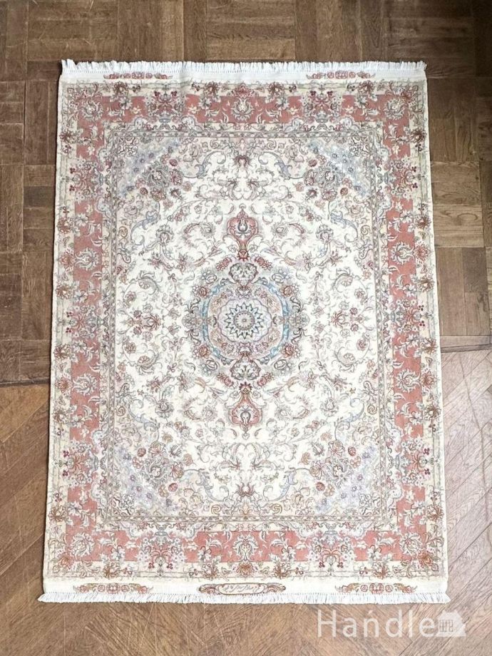 おしゃれなビンテージ絨毯