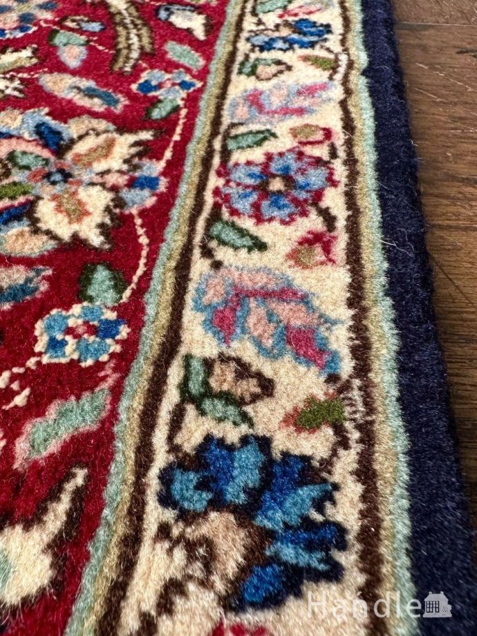 手結びされた芸術品