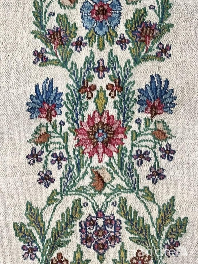 1点もののビンテージ絨毯