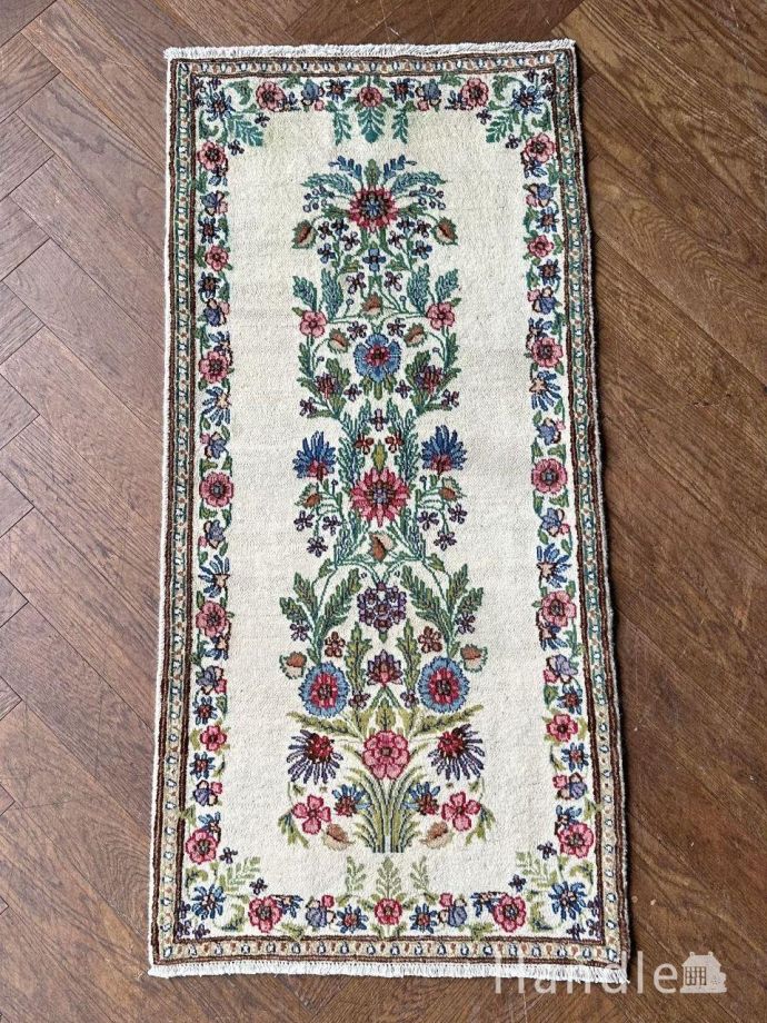 おしゃれなビンテージ絨毯