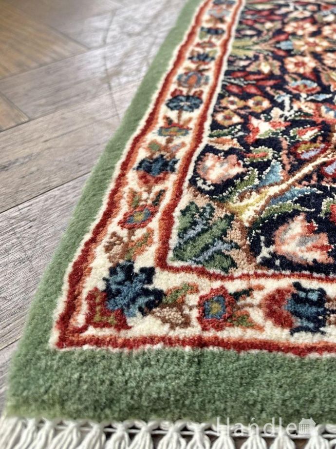 手結びされた芸術品