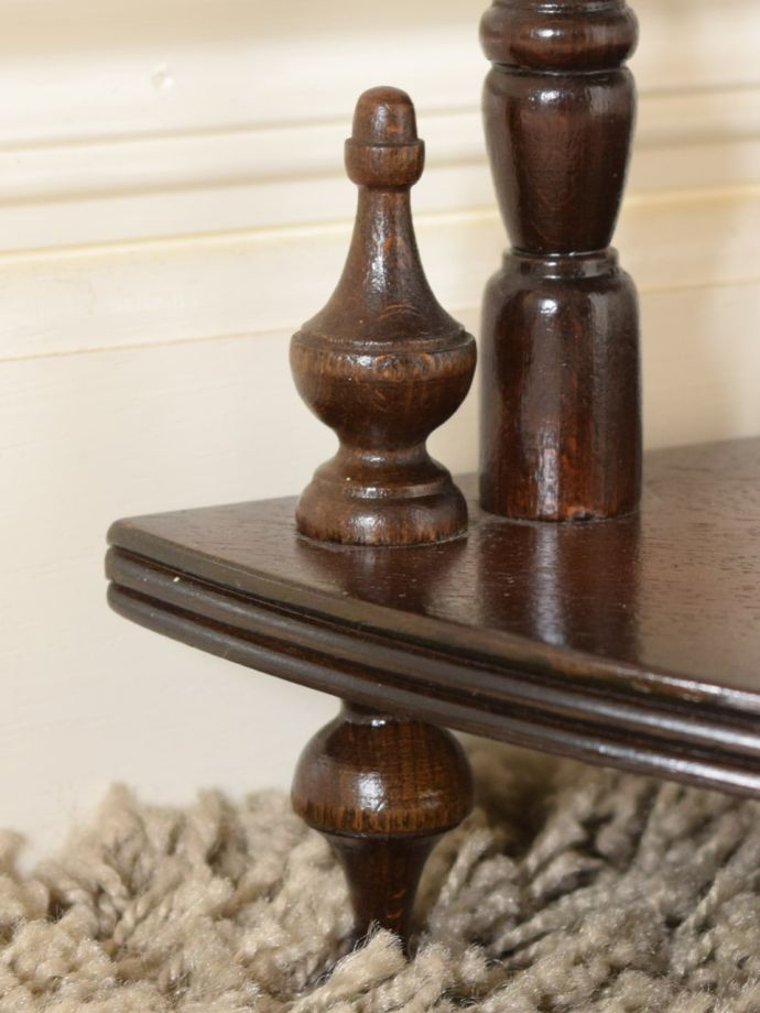 アンティーク家具の脚