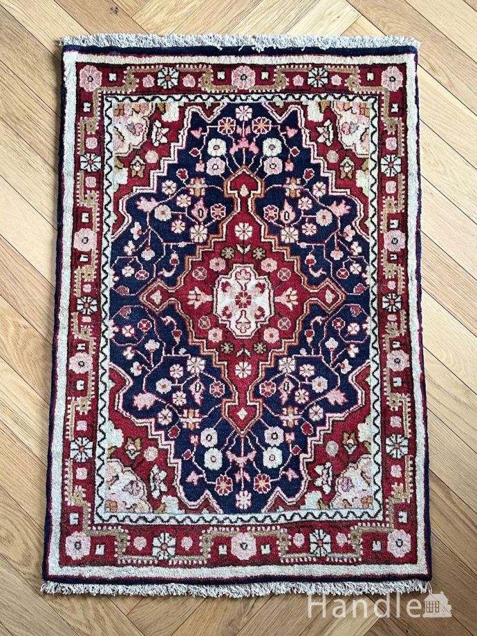 おしゃれなビンテージ絨毯