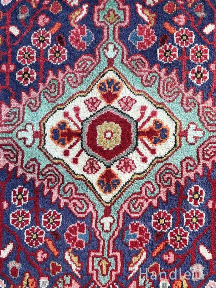 1点もののビンテージ絨毯