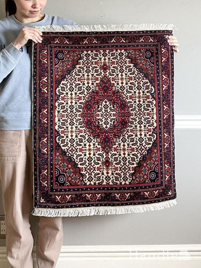 ビンテージのおしゃれな絨毯