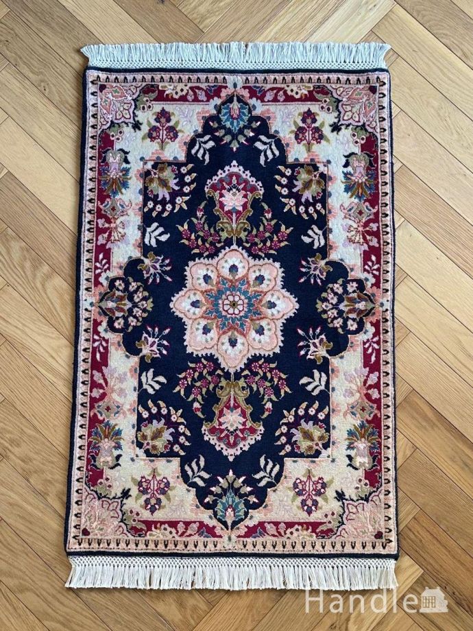 おしゃれなビンテージ絨毯