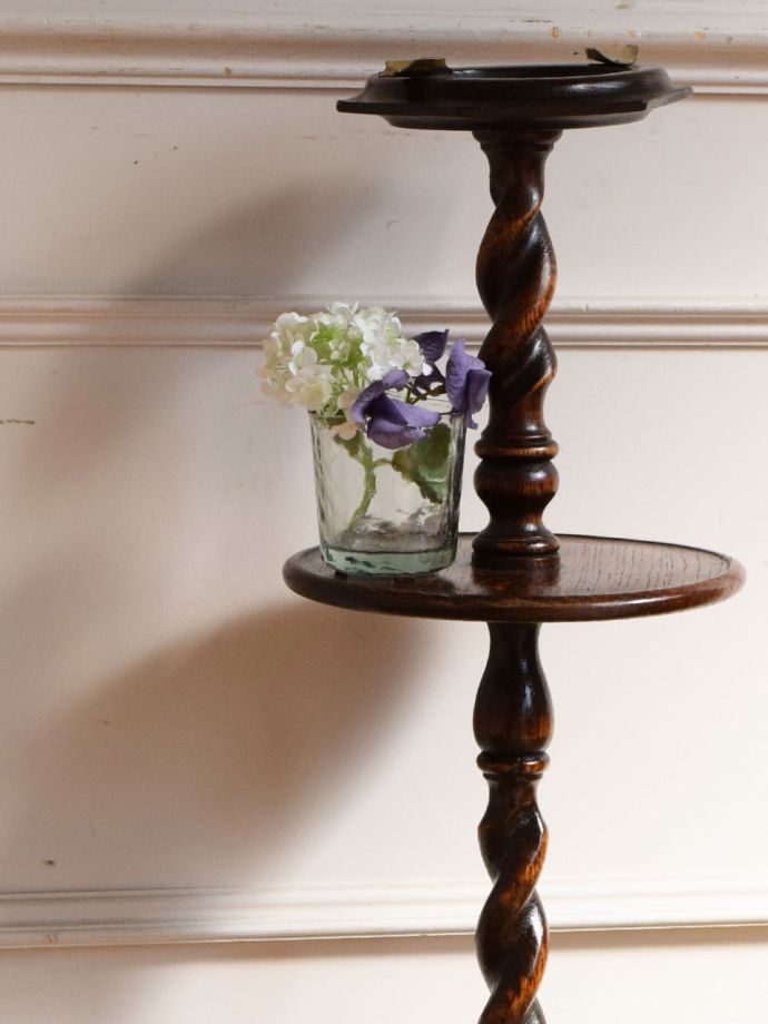 美しいディスプレイスタンド