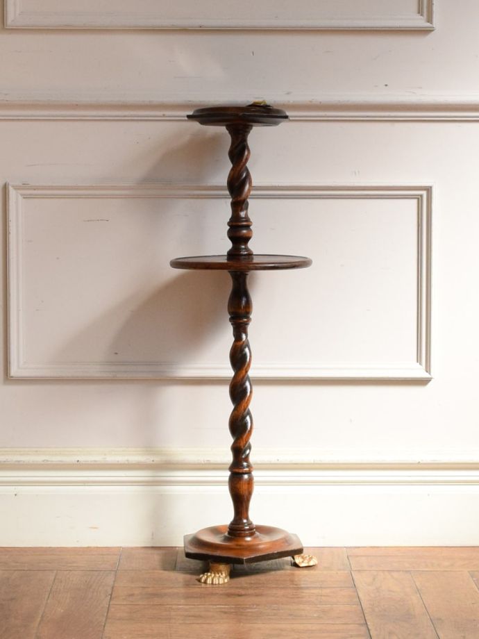 アッシュトレイスタンドの側面