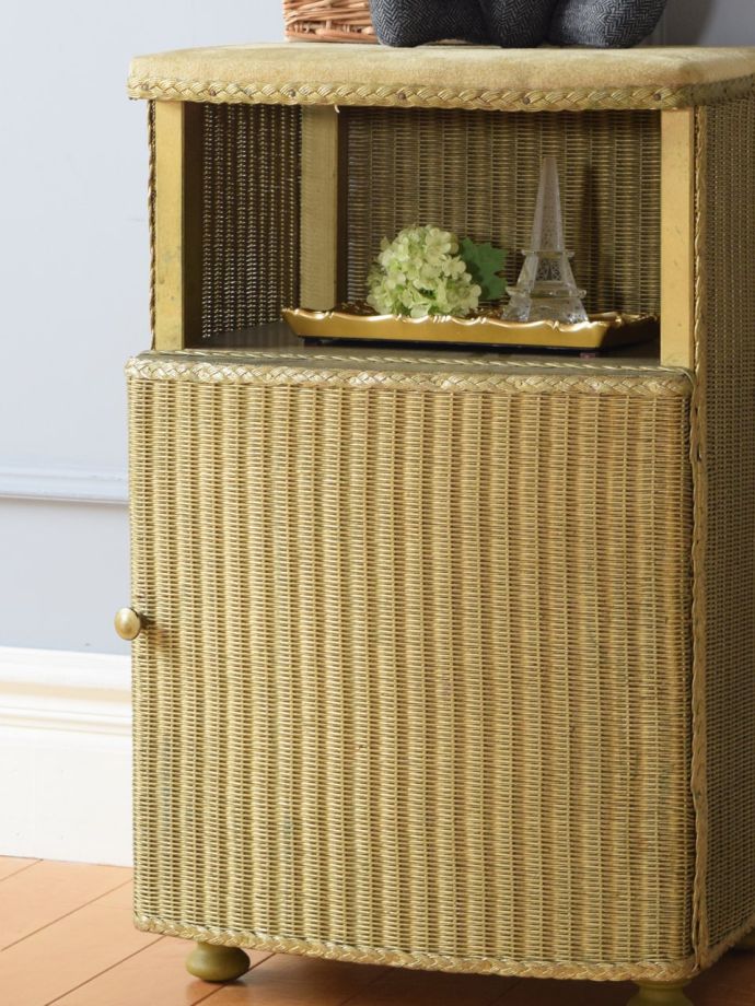 ロイドルームボックスの色