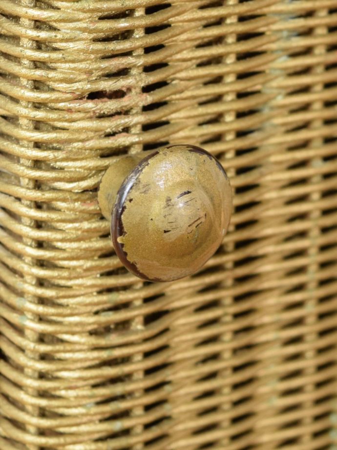 ロイドルームボックスの取っ手