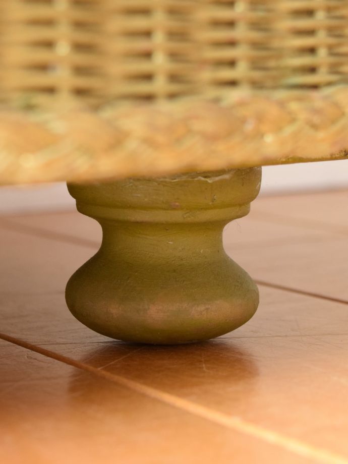 アンティーク家具の脚