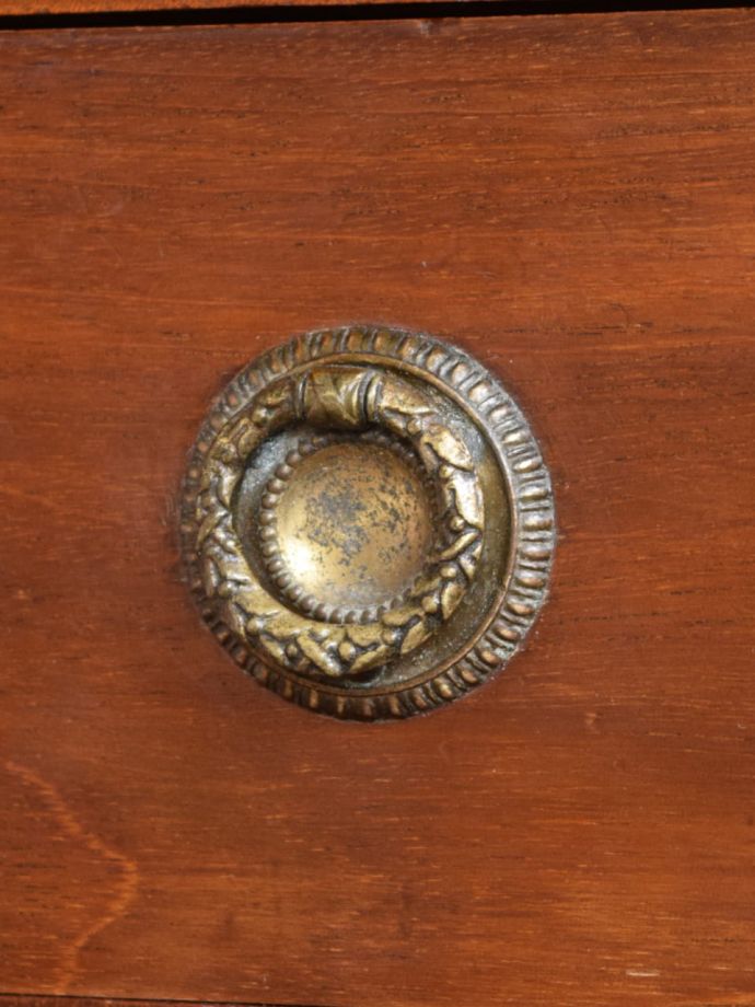 アンティークチェストの取っ手