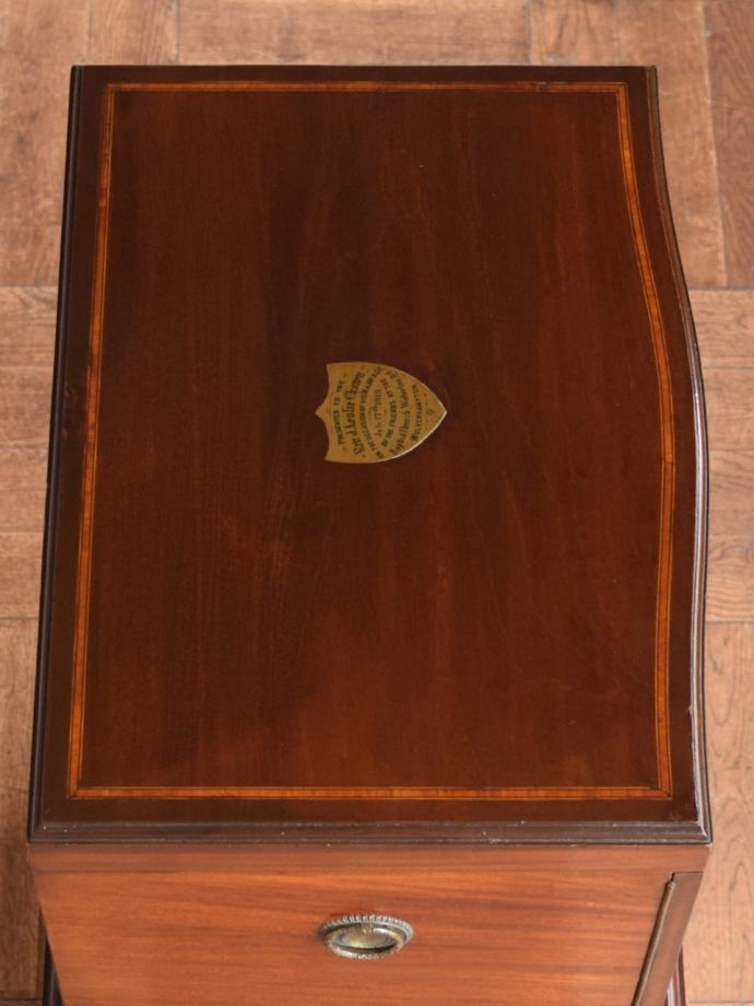 アンティークチェストの天板