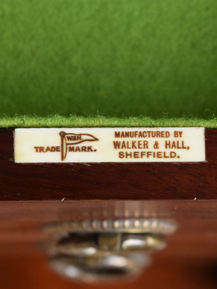 ブランドのタグがついていました。