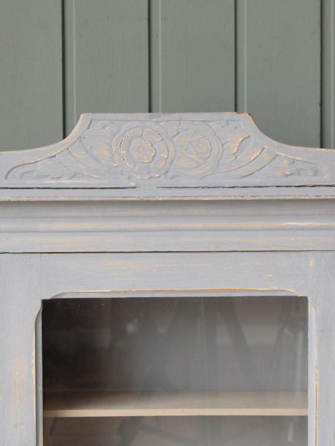 スモールキャビネットの装飾