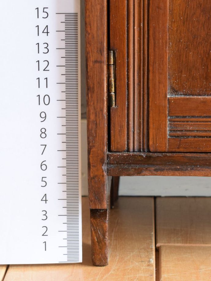 アンティーク家具の脚