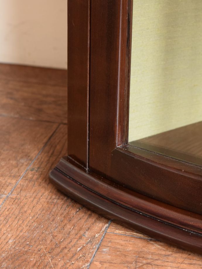 アンティーク家具の脚