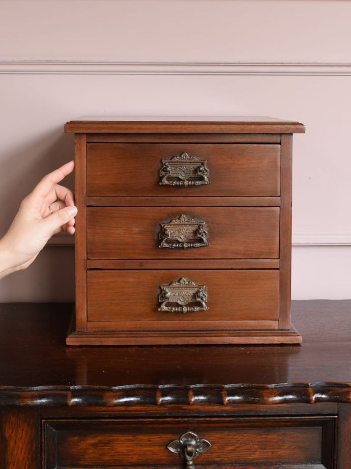 アンティークウォールキャビネット