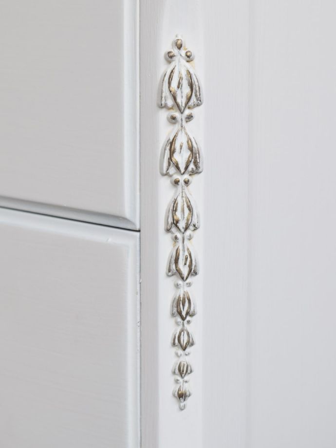 フランスチェストの装飾