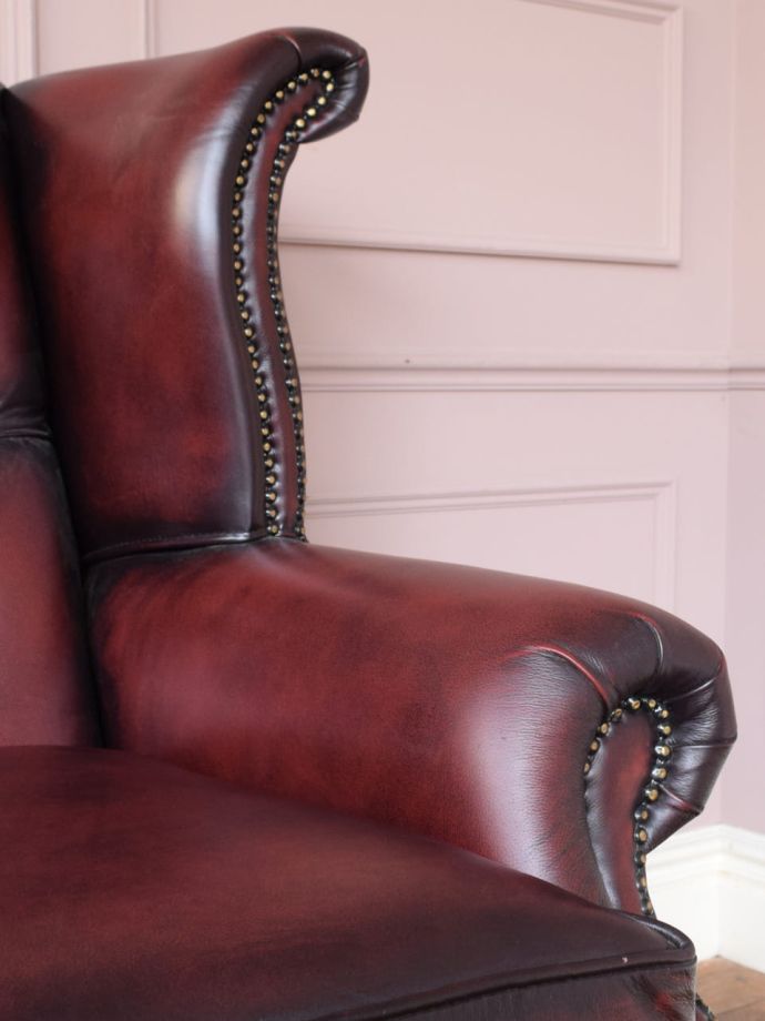 アンティークの椅子のアーム