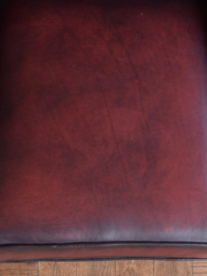 チェスターフィールドの座面