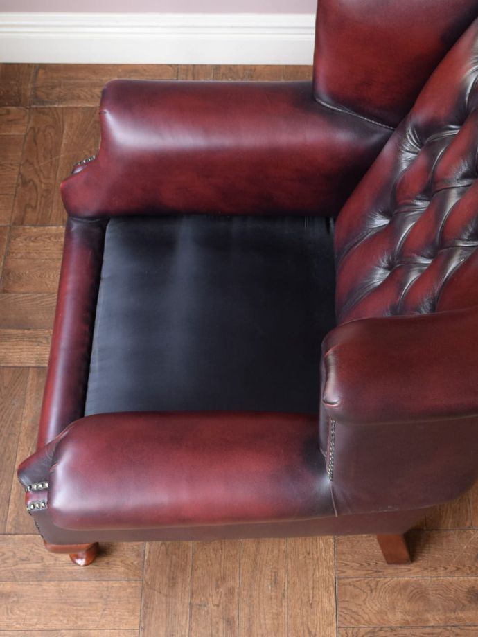 チェスターフィールドの座面