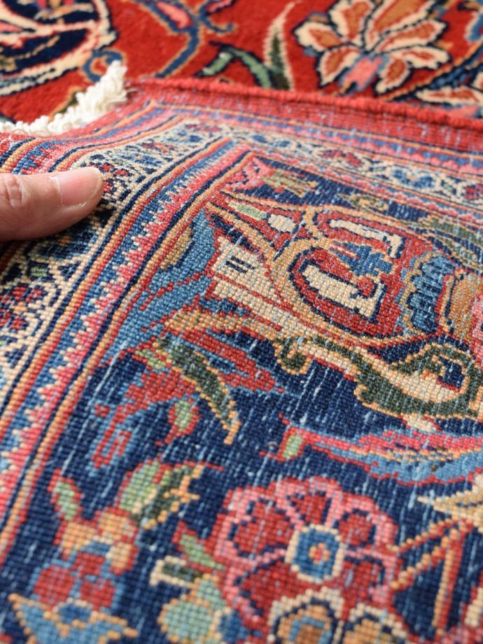 アンティーク絨毯の裏側手いり