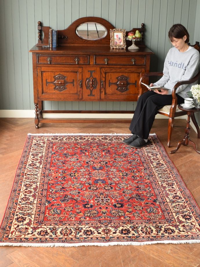 おしゃれな絨毯