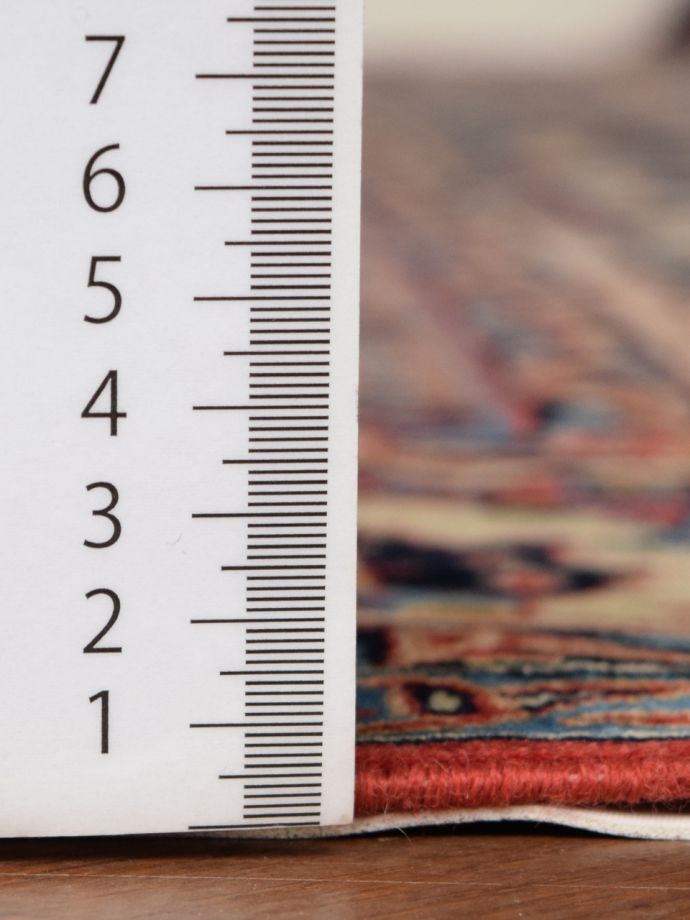アンティーク絨毯の厚み