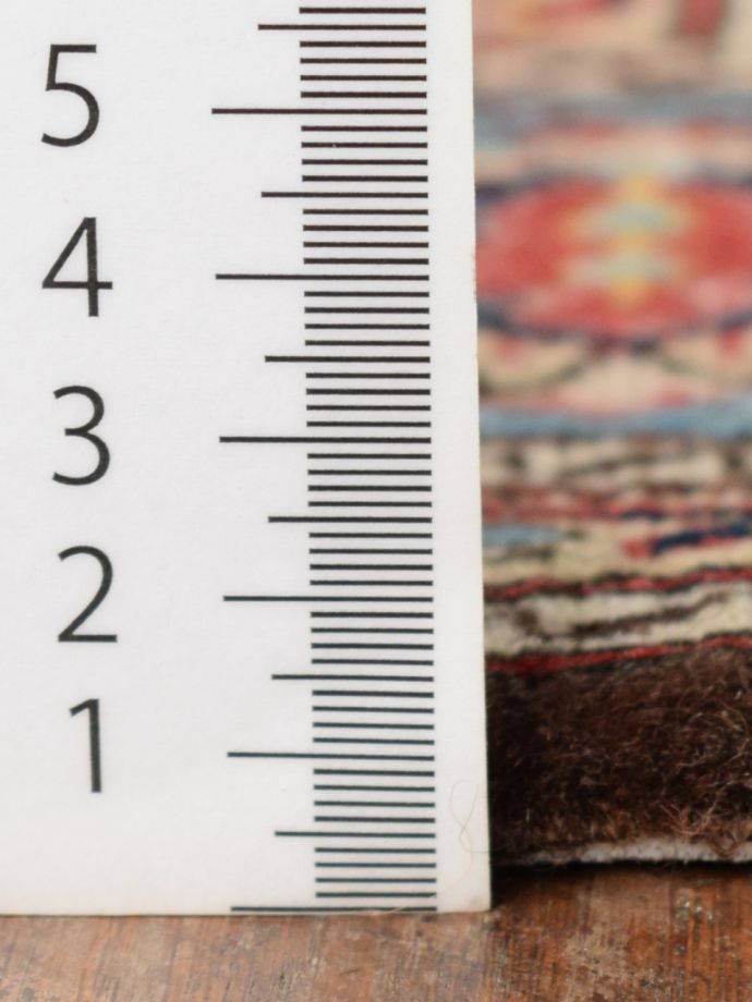 アンティーク絨毯の厚み