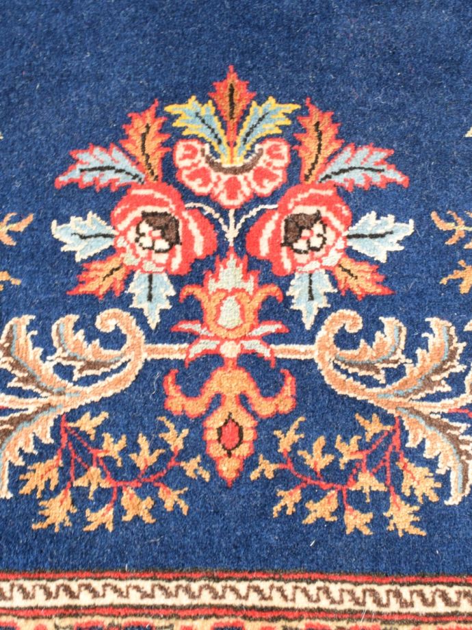 アンティーク絨毯の詳細下部