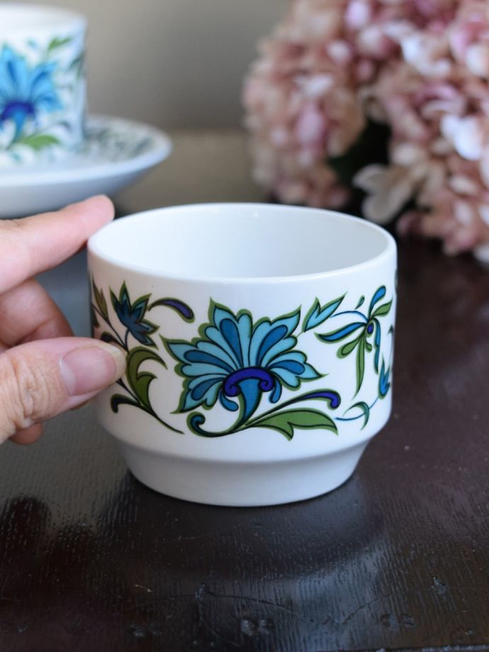 陶磁器のシュガーボウル