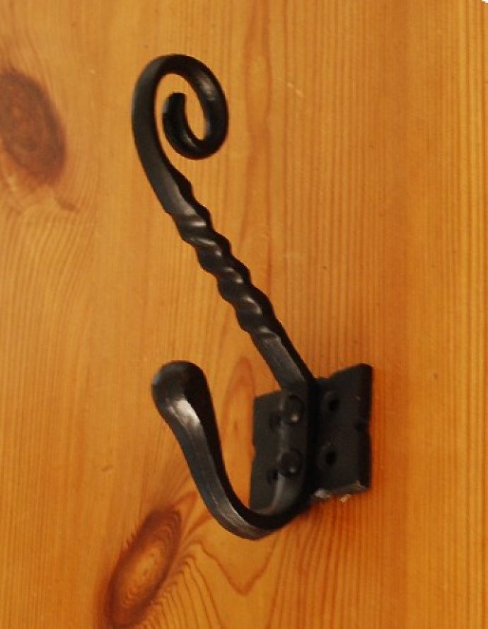 アンティーク調のコートフック