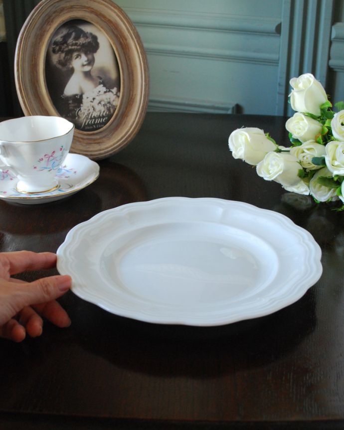 フランス生まれのおしゃれな食器