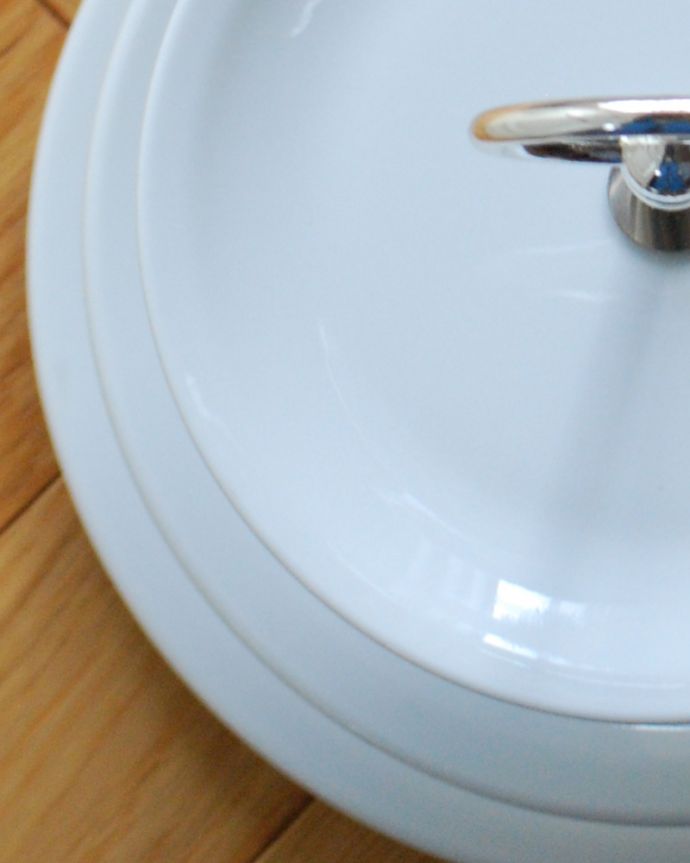 ピリヴィッツのおしゃれなケーキスタンド