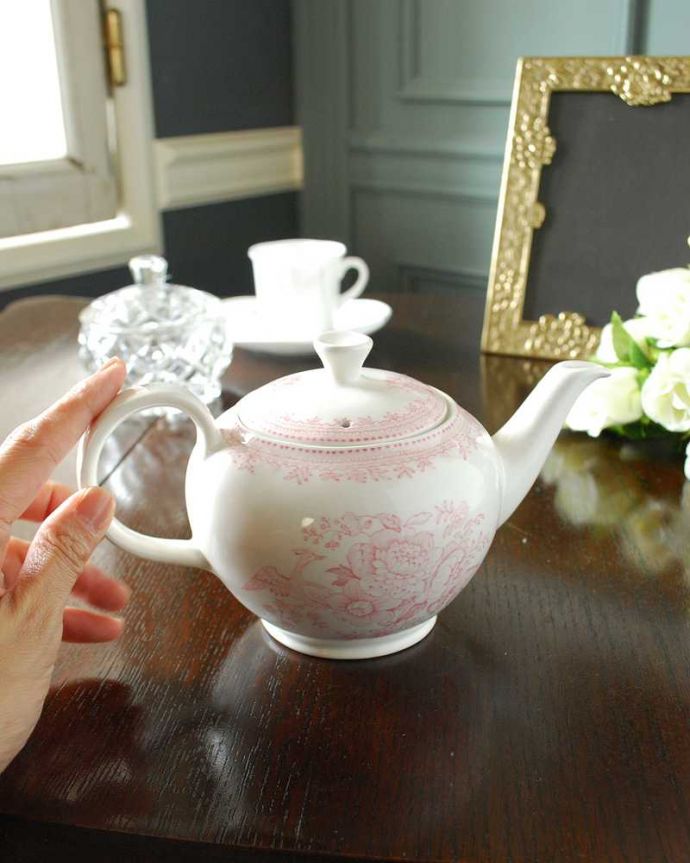 バーレイ社のティーポット