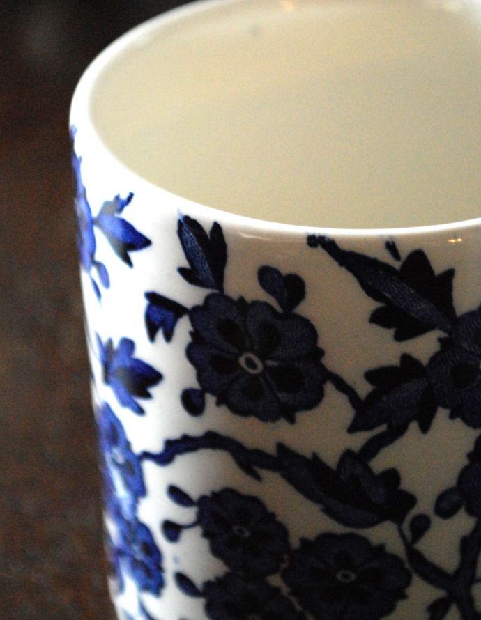 英国バーレイ社のブルーアーデン