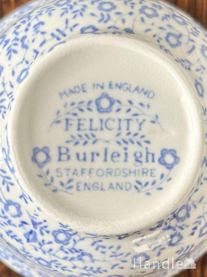 英国生まれの陶磁器、バーレー社のブルーフェリシティ・カップ