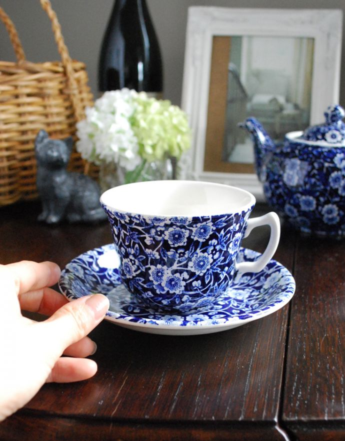 バーレイ社のカップ&ソーサー