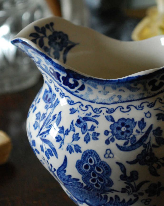 英国バーレイ社のリーガルピーコック