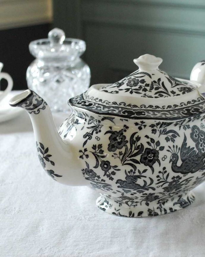 英国バーレイ社のリーガルピーコック