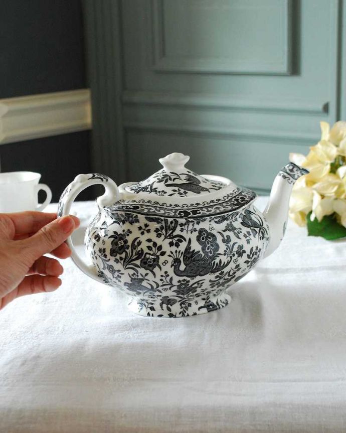 バーレイ社のティーポット