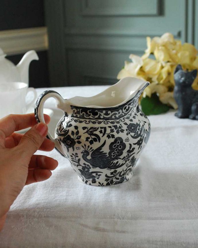 バーレイ社のクリーマジャグ