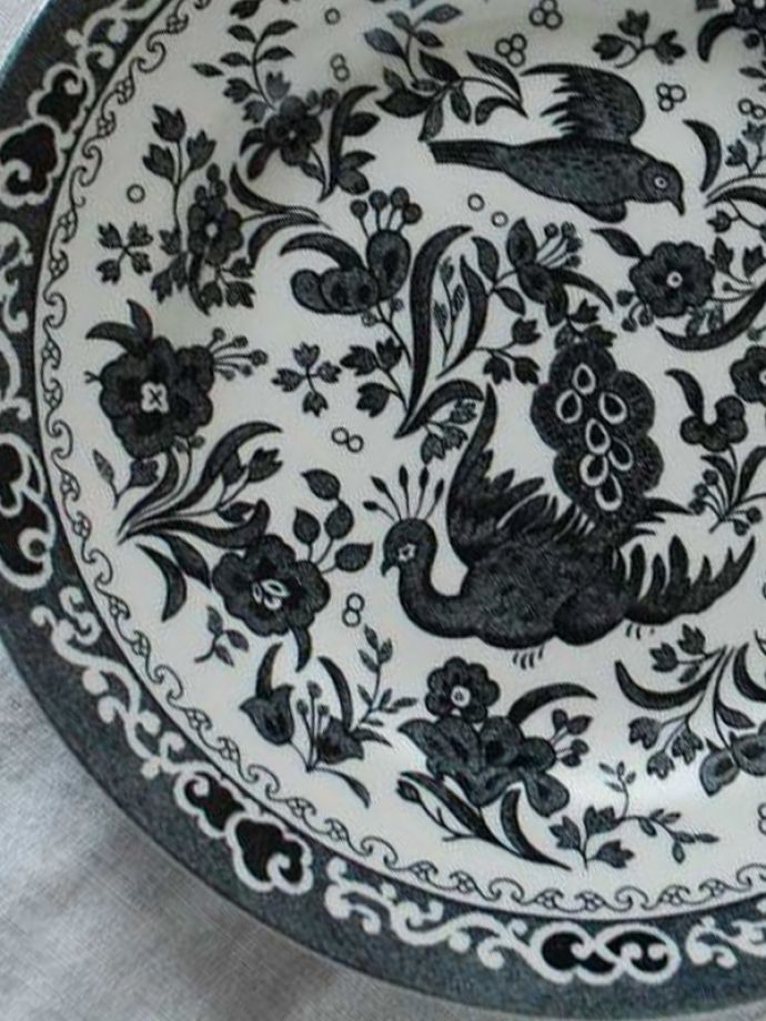 英国バーレイ社のリーガルピーコック