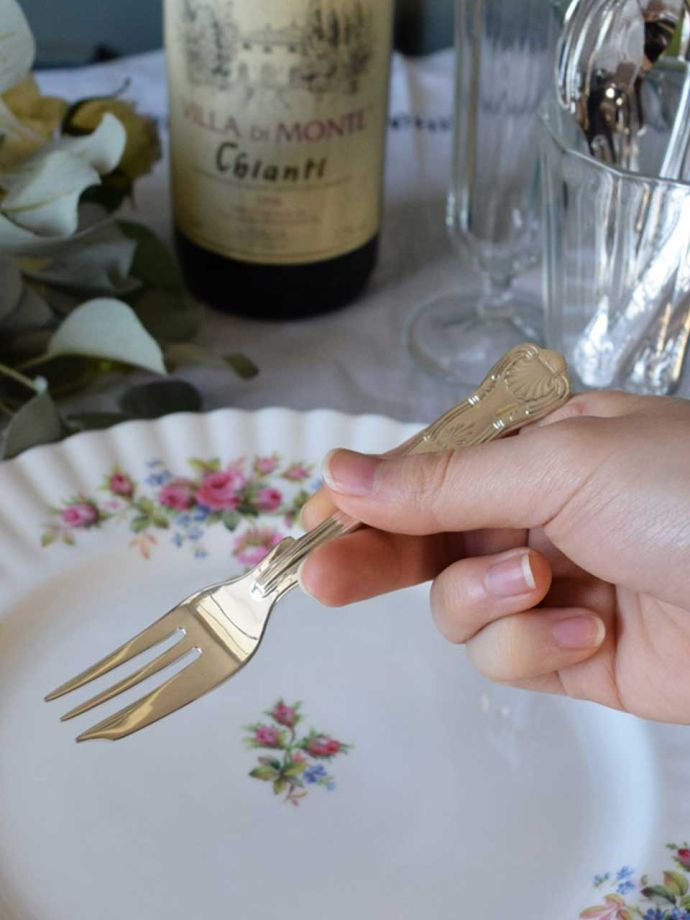 しっかり使えるデザートフォーク