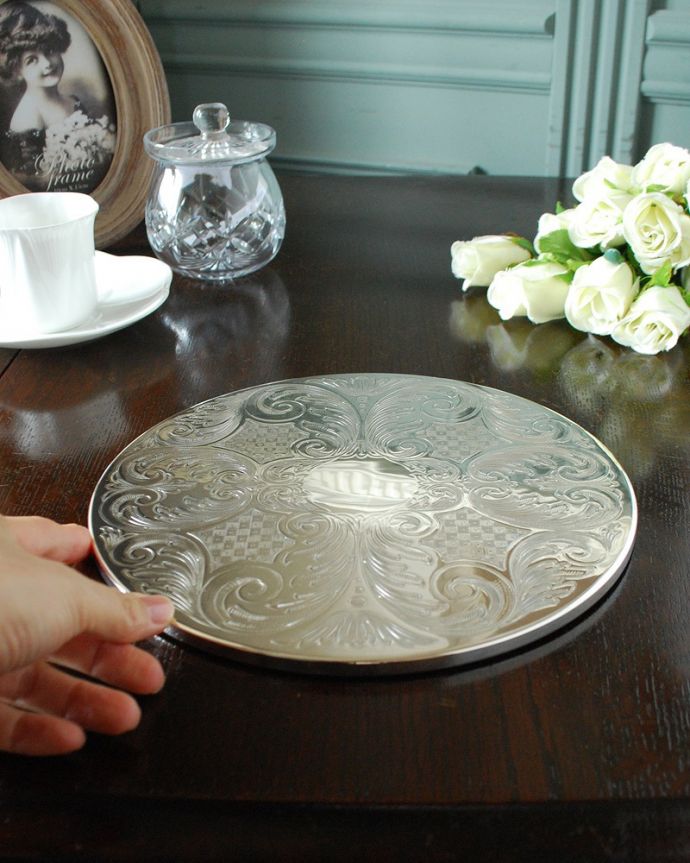 ダイニング雑貨 インテリア雑貨 英国の老舗カトラリーメーカー、アーサープライス社のテーブルマット(トリベット)。英国王室御用達の品質高品質で上質なカトラリー。(n1-333)