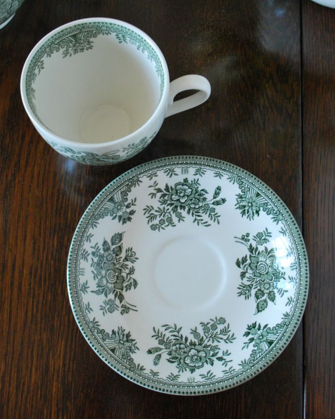 バーレイの食器